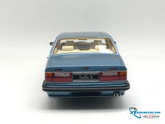 Xe Mô Hình Bentley Turbo-R LWB 1:18 GTSpirit ( Xanh Dương )