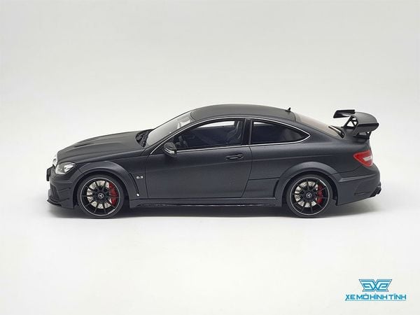 Xe Mô Hình Mercedes AMG C63 1:18 GTSpirit ( Đen )