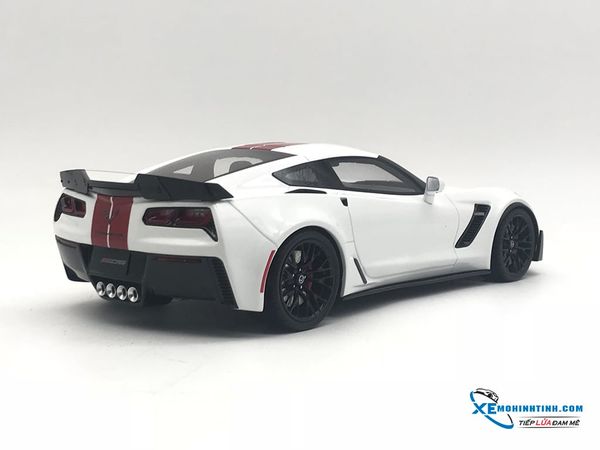 Chervolet Covette C7 Z06 1:18 GTSpirit ( Trắng )