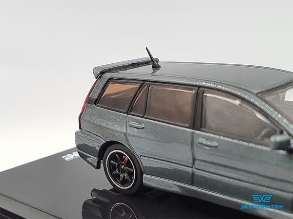 Xe Mô Hình Mitsubishi Lancer Evolution IX Wagon Medium 1:64 Inno ( Xám )