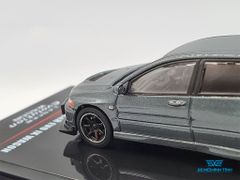 Xe Mô Hình Mitsubishi Lancer Evolution IX Wagon Medium 1:64 Inno ( Xám )