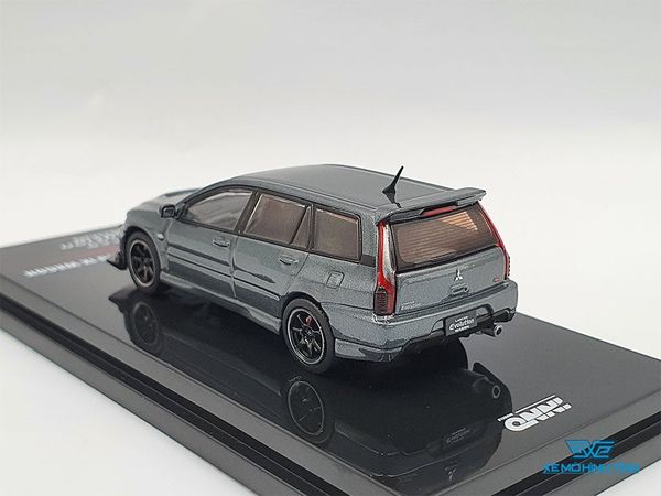 Xe Mô Hình Mitsubishi Lancer Evolution IX Wagon Medium 1:64 Inno ( Xám )