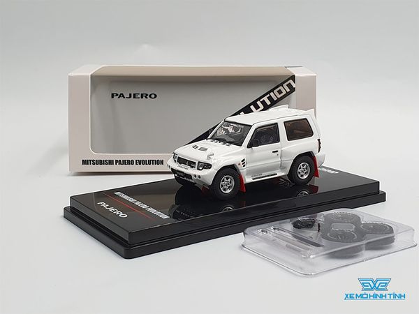 Xe Mô Hình Mitsubishi Pajero Evolution White With Extra Wheels 1:64 Inno Model (Trắng)