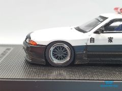 Xe Mô Hình Nissan Skyline GT-R (R32) Pandem / Rocket Bunny Japan Police Livery Drift Car 1:64 Inno Model ( Trắng Đen )