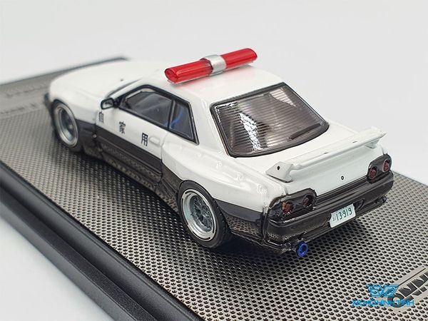 Xe Mô Hình Nissan Skyline GT-R (R32) Pandem / Rocket Bunny Japan Police Livery Drift Car 1:64 Inno Model ( Trắng Đen )