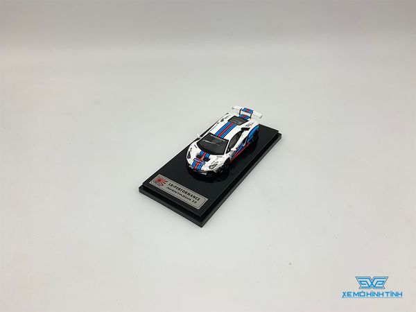 Xe Mô Hình Lamborghini Aventador LB 2.0 kèm Figure 1:64 Liberty Walk ( Martini )