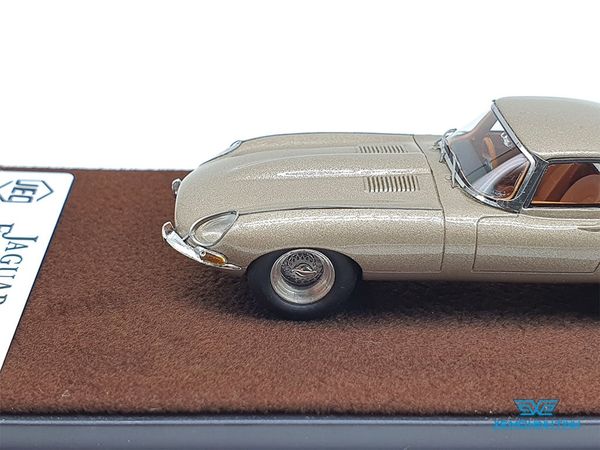 Xe Mô Hình Jaguar E-Type Limited 1:64 JEC ( Vàng Đồng )