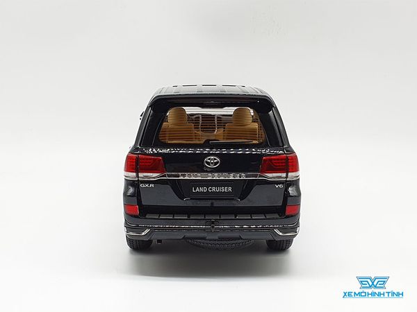 Xe Mô Hình Toyota Land Cruiser 1:18 KengFai ( Đen )