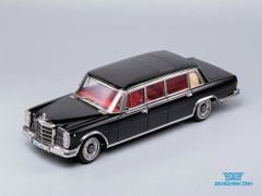 Xe Mô Hình Mercedes-Benz Pullman MB 600 1:18 Kengfai (Đen Nội Thất Đỏ)