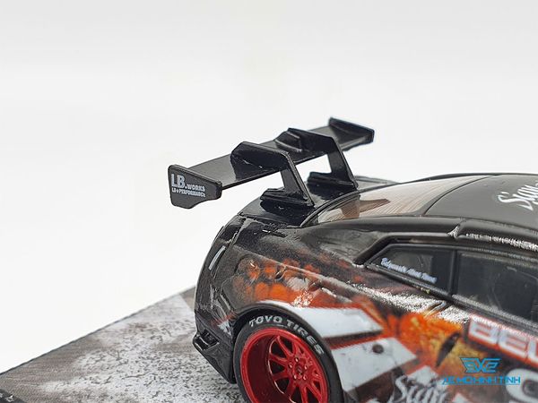 Xe Mô Hình Nissan GT-R R35 Liberty Walk 1:64 Miniatures ( Đen , Trắng )