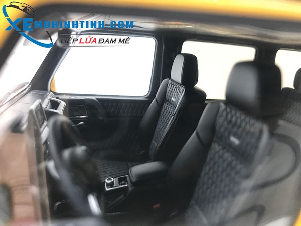 XE MÔ HÌNH MERCEDES-BENZ G500 4X4 1:18 GTSPIRIT (VÀNG)