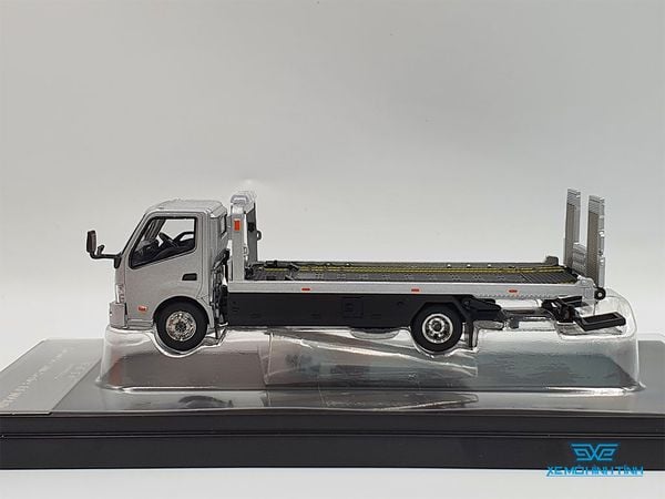 Xe Mô Hình Tải Hino 300 Wrecker Truck 1:64 GCD ( Bạc )