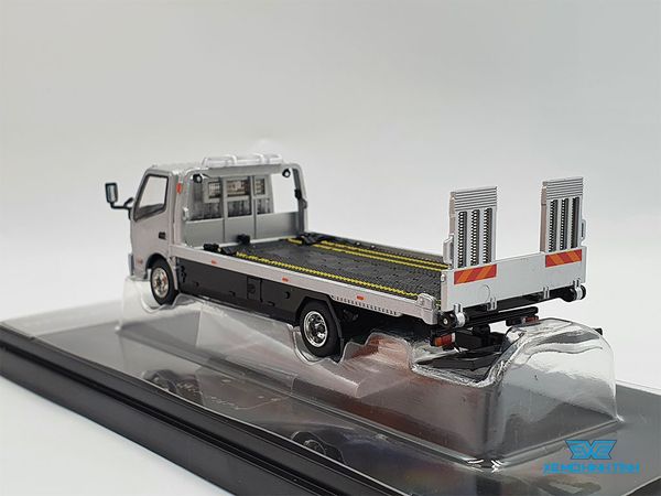 Xe Mô Hình Tải Hino 300 Wrecker Truck 1:64 GCD ( Bạc )