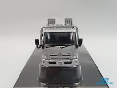 Xe Mô Hình Tải Hino 300 Wrecker Truck 1:64 GCD ( Bạc )