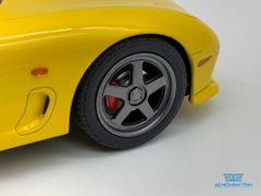 Xe Mô Hình Mazda RX-7 FD3S + Figure 1:18 Kyosho ( Vàng )