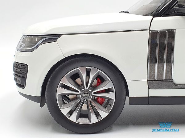 Xe Mô Hình Range Rover 1:18 LCD Models ( Trắng )