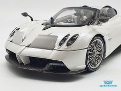 Xe Mô Hình Pagani Huyara 1:18 LCD ( Trắng)