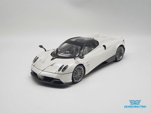 Xe Mô Hình Pagani Huyara 1:18 LCD ( Trắng)