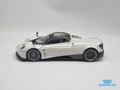 Xe Mô Hình Pagani Huyara 1:18 LCD ( Trắng)