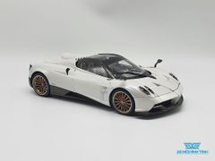 Xe Mô Hình Pagani Huyara 1:18 LCD ( Trắng)