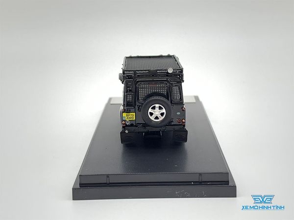 Xe Mô Hình Land Rover Defender 1:64 Master ( Đen Bóng )