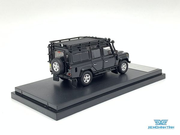 Xe Mô Hình Land Rover Defender 1:64 Master ( Đen Bóng )