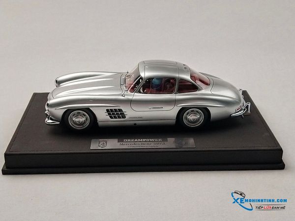 Xe Mô Hình Mercedes-Benz 300SL Limited  #44 1:18 DreamPower ( Bạc )