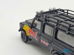 Xe Mô Hình Land Rover Defender 110 Red Bull LUKA LHD 1:64 Mini GT (Đen)