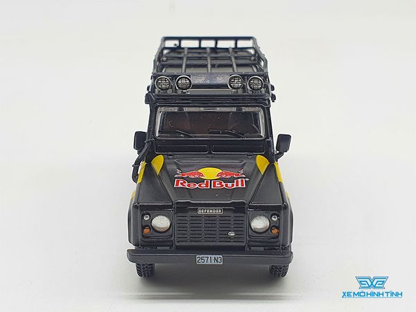 Xe Mô Hình Land Rover Defender 110 Red Bull LUKA LHD 1:64 Mini GT (Đen)