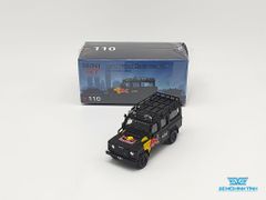 Xe Mô Hình Land Rover Defender 110 Red Bull LUKA LHD 1:64 Mini GT (Đen)