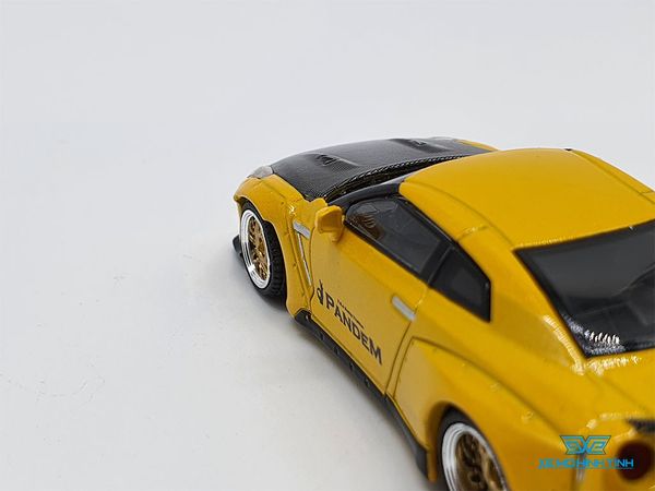 Xe Mô Hình Nissan Pandem  GT-R LHD 1:64 MiniGT ( Vàng )