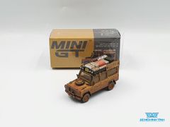 Xe Mô Hình Land Rover Defender 110 1989 Camel Trophy Winner Team UK RHD 1:64 MiniGT ( Vàng Bụi )