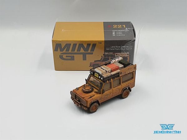 Xe Mô Hình Land Rover Defender 110 1989 Camel Trophy Winner Team UK RHD 1:64 MiniGT ( Vàng Bụi )