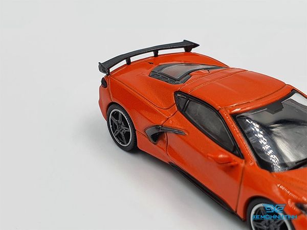 Xe Mô Hình Chevrolet Corvette Stingray 2020 Sebring Orange Tintcoat RHD 1:64 MiniGT (Cam)