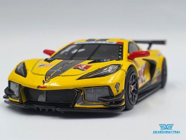 Xe Mô Hình Chevrolet Corvette C8.R #3 Corvette Racing 2020 IMSA 24 Hrs of Daytona LHD 1:64 MiniGT (Vàng)