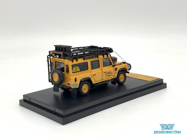 Xe Mô Hình Land Rover Defender 110 Camel 1:64 Master ( Vàng )