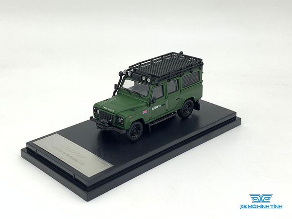 Xe Mô Hình Land Rover Defender 110 1:64 Master ( Xanh Quân Đội - Bóng )