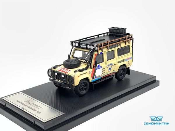 Xe Mô Hình Land Rover Defender 110 1:64 Master ( Kem )