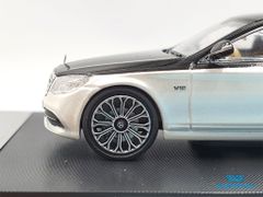 Xe Mô Hình Mercedes-Maybach S-Class 1:64 Master (Trắng Mui Đen)