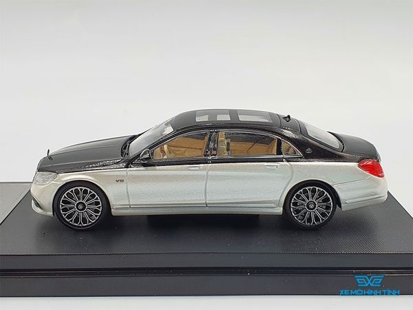 Xe Mô Hình Mercedes-Maybach S-Class 1:64 Master (Trắng Mui Đen)