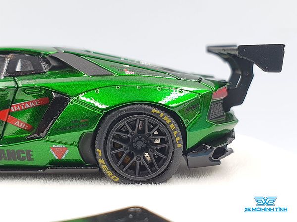 Xe Mô Hình Lamborghini Avantador Limited 1:64 PGM ( Xanh Lá )