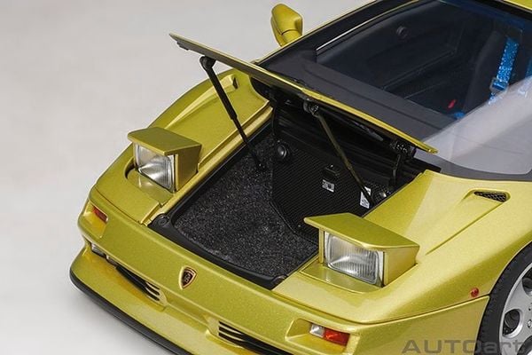 Xe Mô Hình Lamborghini Diablo SE 30th Anniversary Edition (Giallo Spyder) 1:18 Autoart ( Vàng )