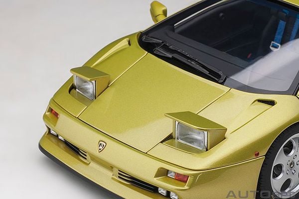 Xe Mô Hình Lamborghini Diablo SE 30th Anniversary Edition (Giallo Spyder) 1:18 Autoart ( Vàng )