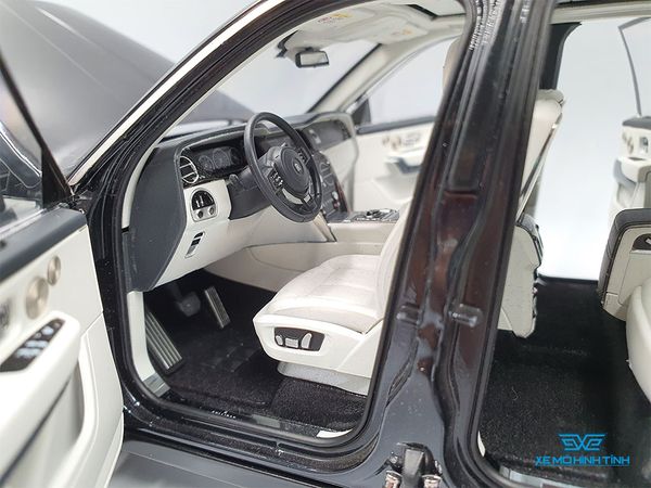 Xe mô hình RollsRoyce Cullinan cực tinh xảo giá 640 triệu đồng