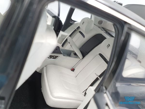 Xe Mô Hình Rolls-Royce Cullinan 1:18 OEM ( Đen )