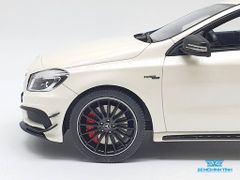 Xe Mô Hình Mercedes-Benz A45 AMG 1:18 GT Spirit (Trắng)