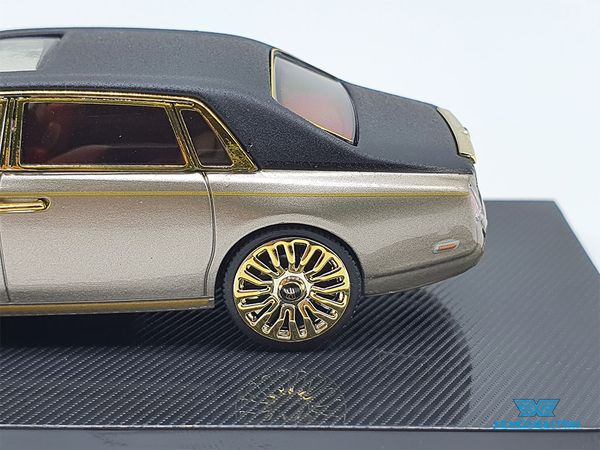 Xe Mô Hình Rolls-Royce Phantom 1:64 Collector's Model (Nâu Mui Đen Viền Vàng)