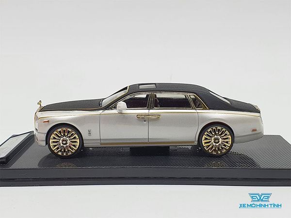 Xe Mô Hình Rolls-Royce Phantom 1:64 Collector's Model (Trắng Mui Đen Viền Vàng)