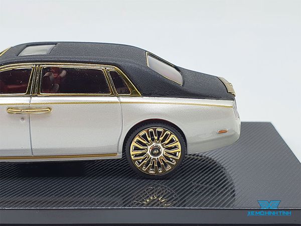 Xe Mô Hình Rolls-Royce Phantom 1:64 Collector's Model (Trắng Mui Đen Viền Vàng)