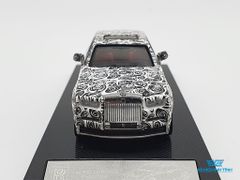 Xe Mô Hình Rolls-Royce Phantom 1:64 Collector's Model (Trắng Hoạ Tiết Đen)